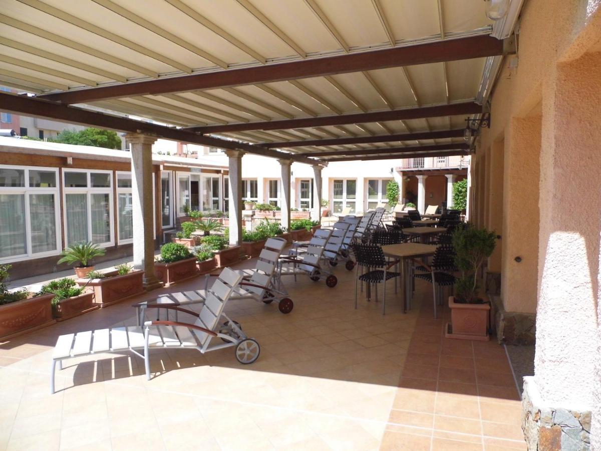Le Nereidi Hotel & Residence Con Piscina-Tennis-Fitness-Parcheggio Coperto-Sala Conferenze La Maddalena  Zewnętrze zdjęcie