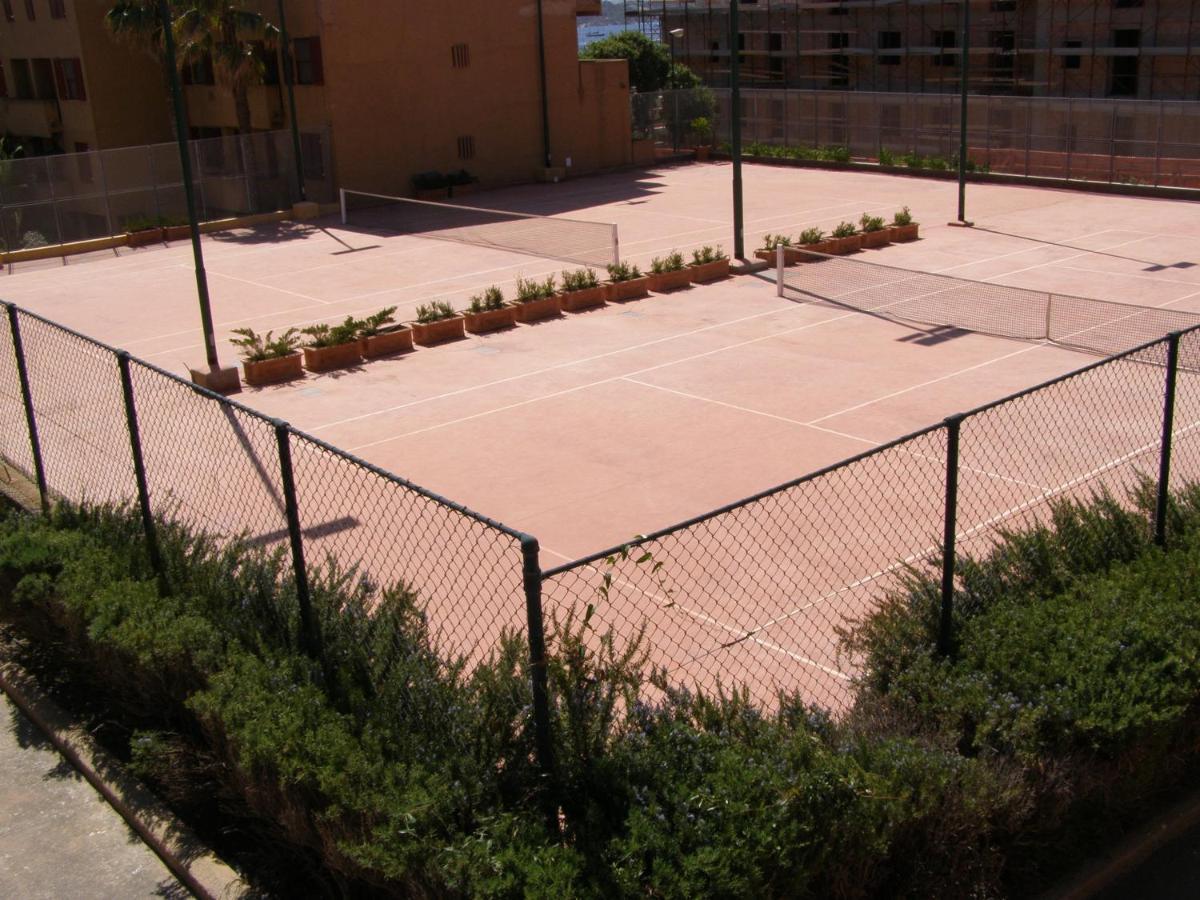 Le Nereidi Hotel & Residence Con Piscina-Tennis-Fitness-Parcheggio Coperto-Sala Conferenze La Maddalena  Zewnętrze zdjęcie