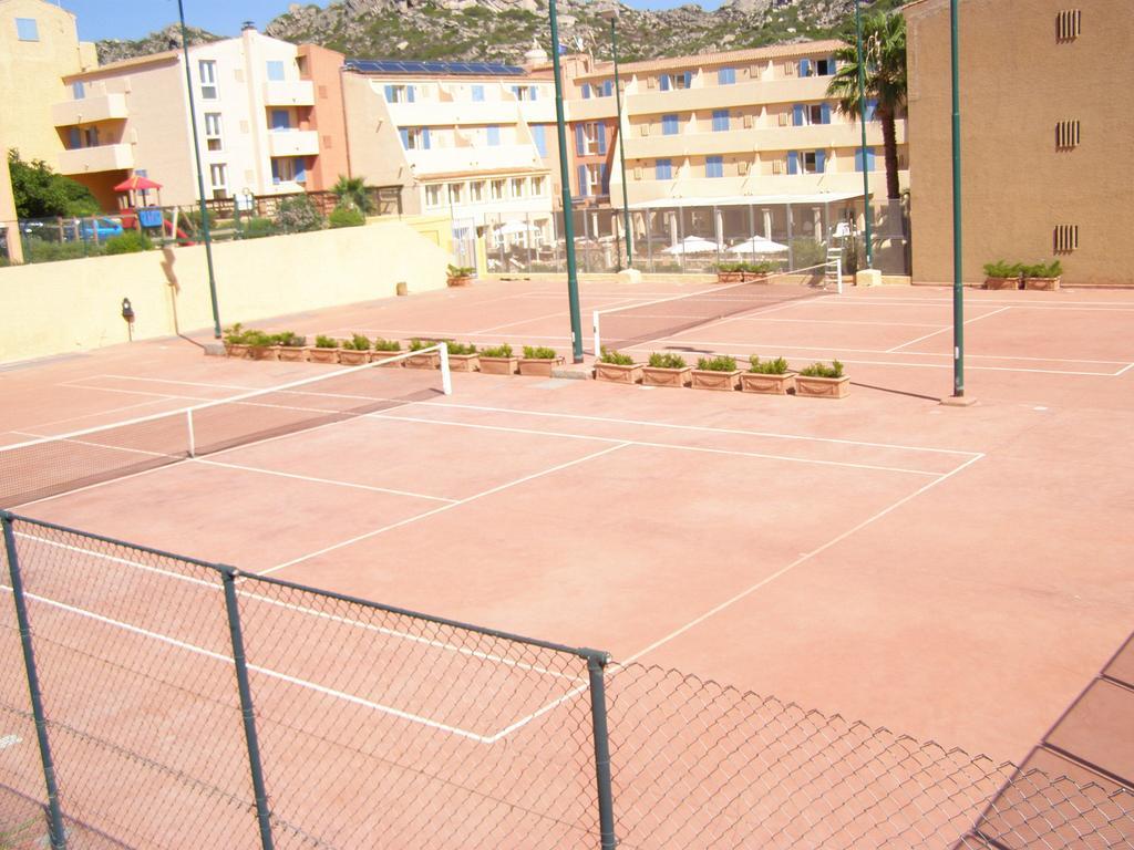 Le Nereidi Hotel & Residence Con Piscina-Tennis-Fitness-Parcheggio Coperto-Sala Conferenze La Maddalena  Zewnętrze zdjęcie