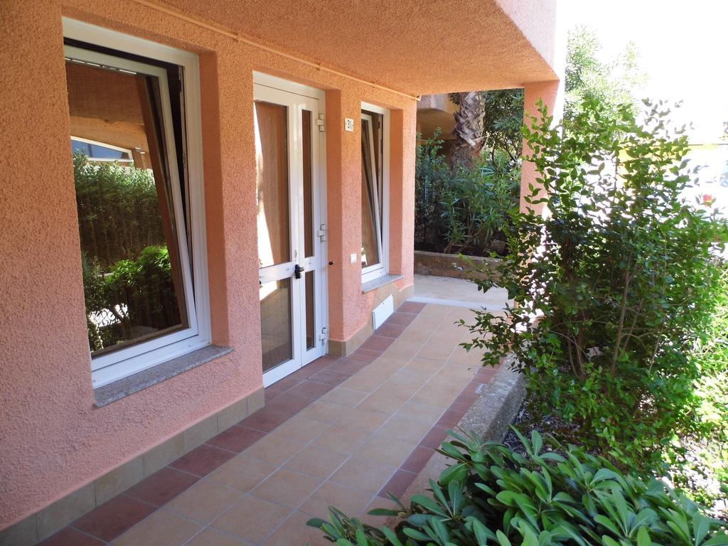 Le Nereidi Hotel & Residence Con Piscina-Tennis-Fitness-Parcheggio Coperto-Sala Conferenze La Maddalena  Zewnętrze zdjęcie